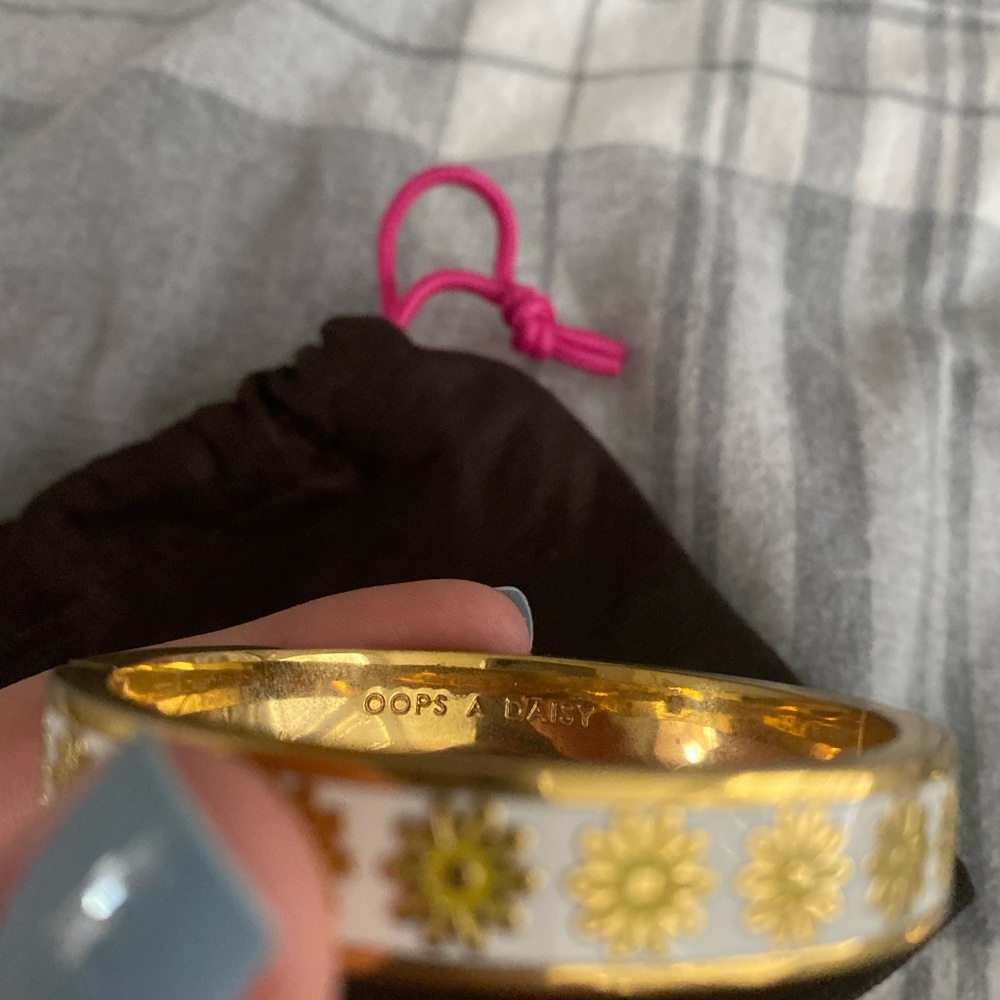 Kate Spade Daisy bracelet